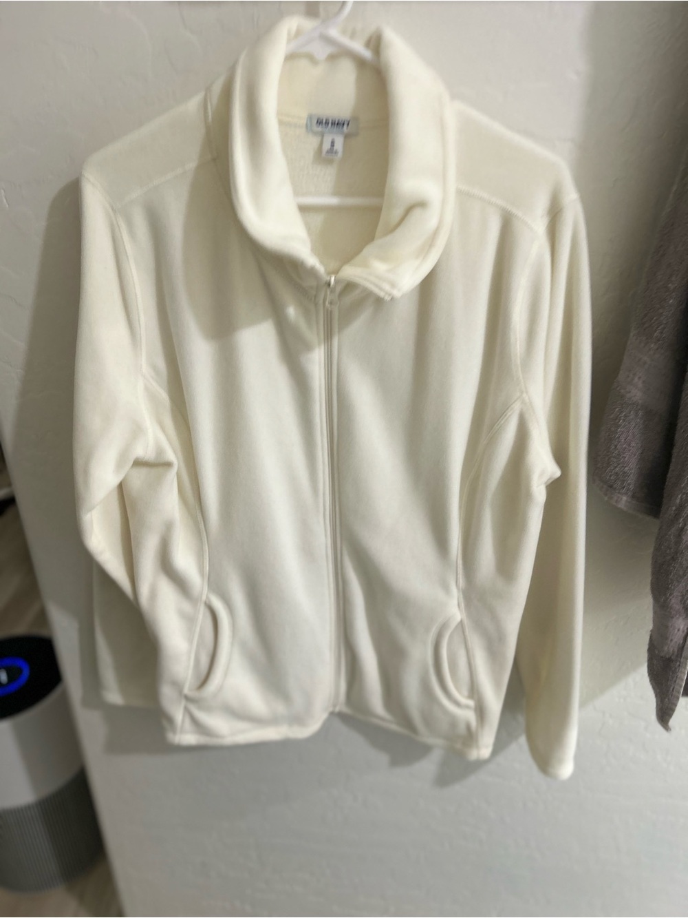 Old Navy Cream Zip-Up Fleece Jacket